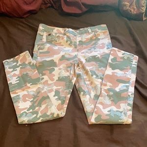 JORDACHE camouflage jagging‘s